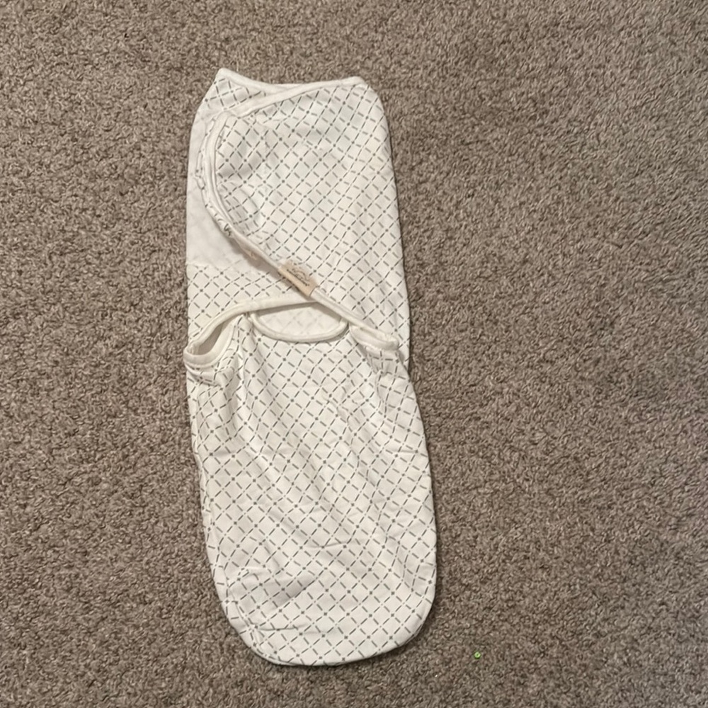 White Baby Swaddle with Geometric Pattern